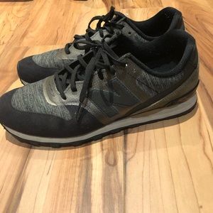 Excellent condition, barely worn (maybe twice) size 8 rare new balance sneakers.